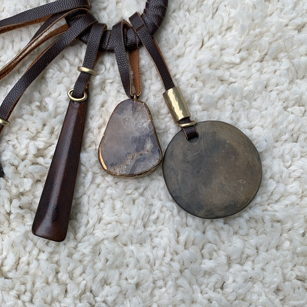 Chicos statement wood metal bib necklace - Picture 9 of 12